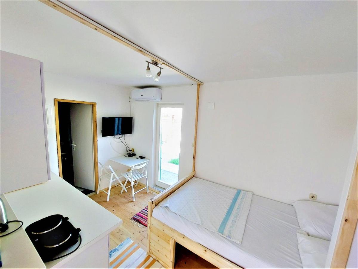 Studio Apartment Murter Center ภายนอก รูปภาพ
